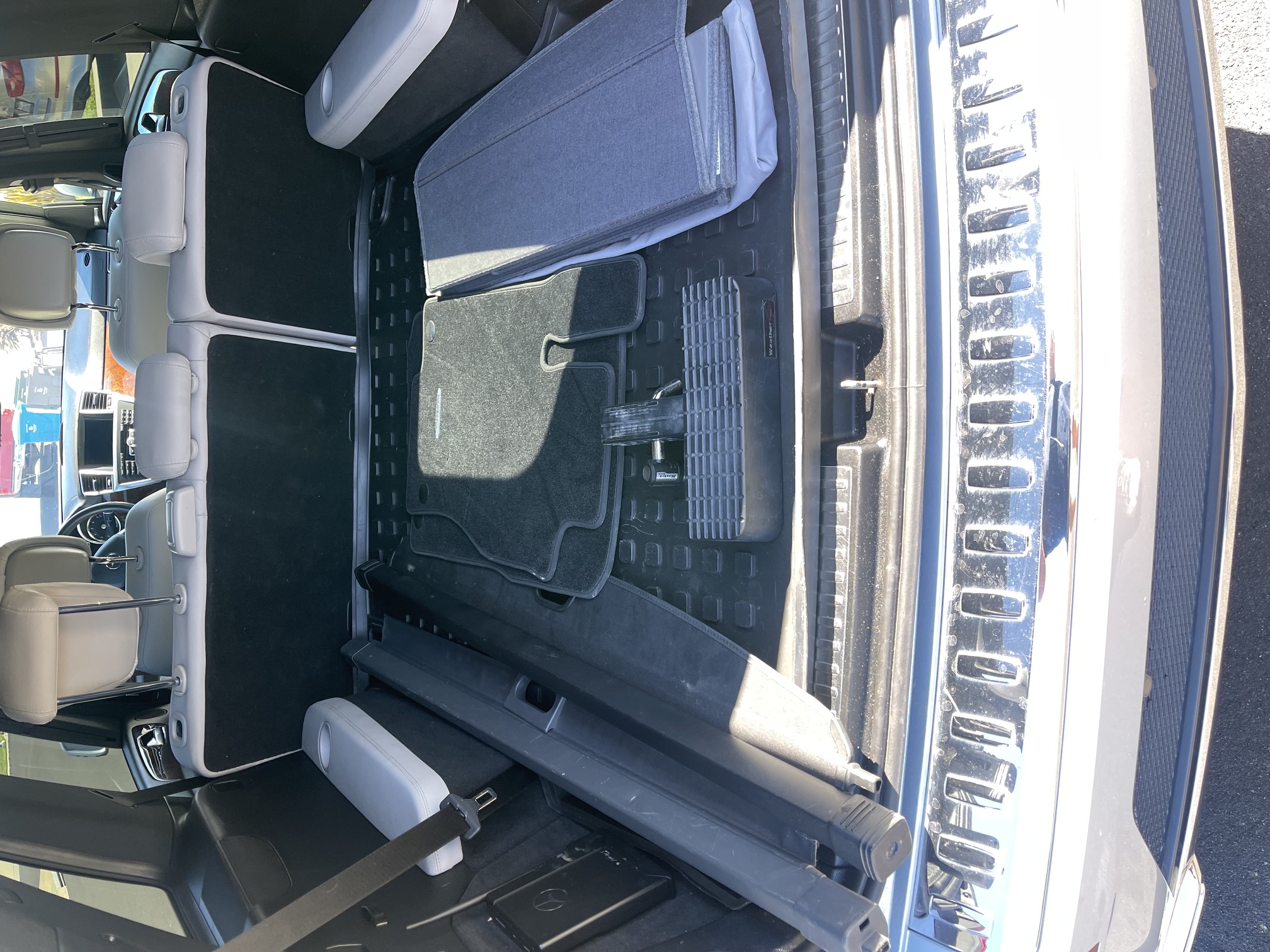 Used 2015 Mercedes-Benz GL 550 4MATIC image 22