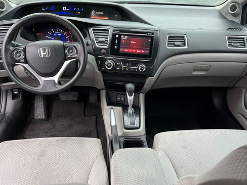 Used 2014 Honda Civic Hybrid Sedan image 9