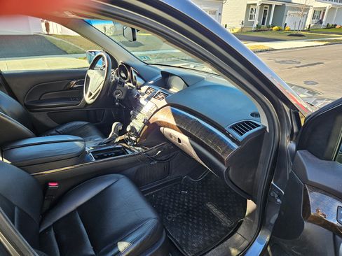 Used 2010 Acura MDX w/ Technology & Entertainment image 11