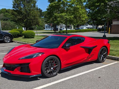 Used 2024 Chevrolet Corvette Z06 w/ Stealth Interior Trim Package image 25