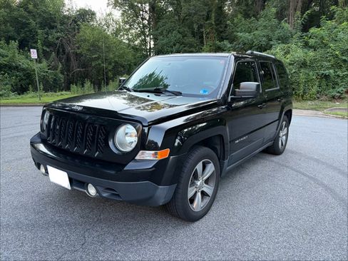 Used 2016 Jeep Patriot High Altitude FWD image 1