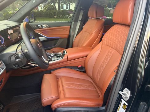 Used 2026 BMW ALPINA XB7 AWD/4WD image 6