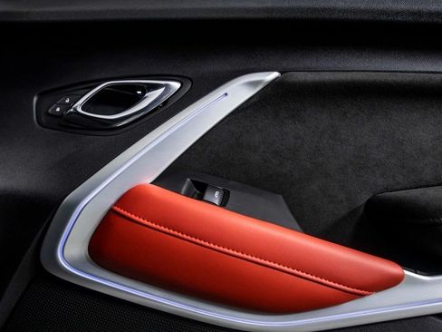 Used 2021 Chevrolet Camaro ZL1 RWD image 20