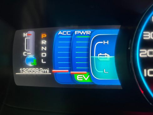 Used 2010 Ford Fusion Hybrid FWD image 5