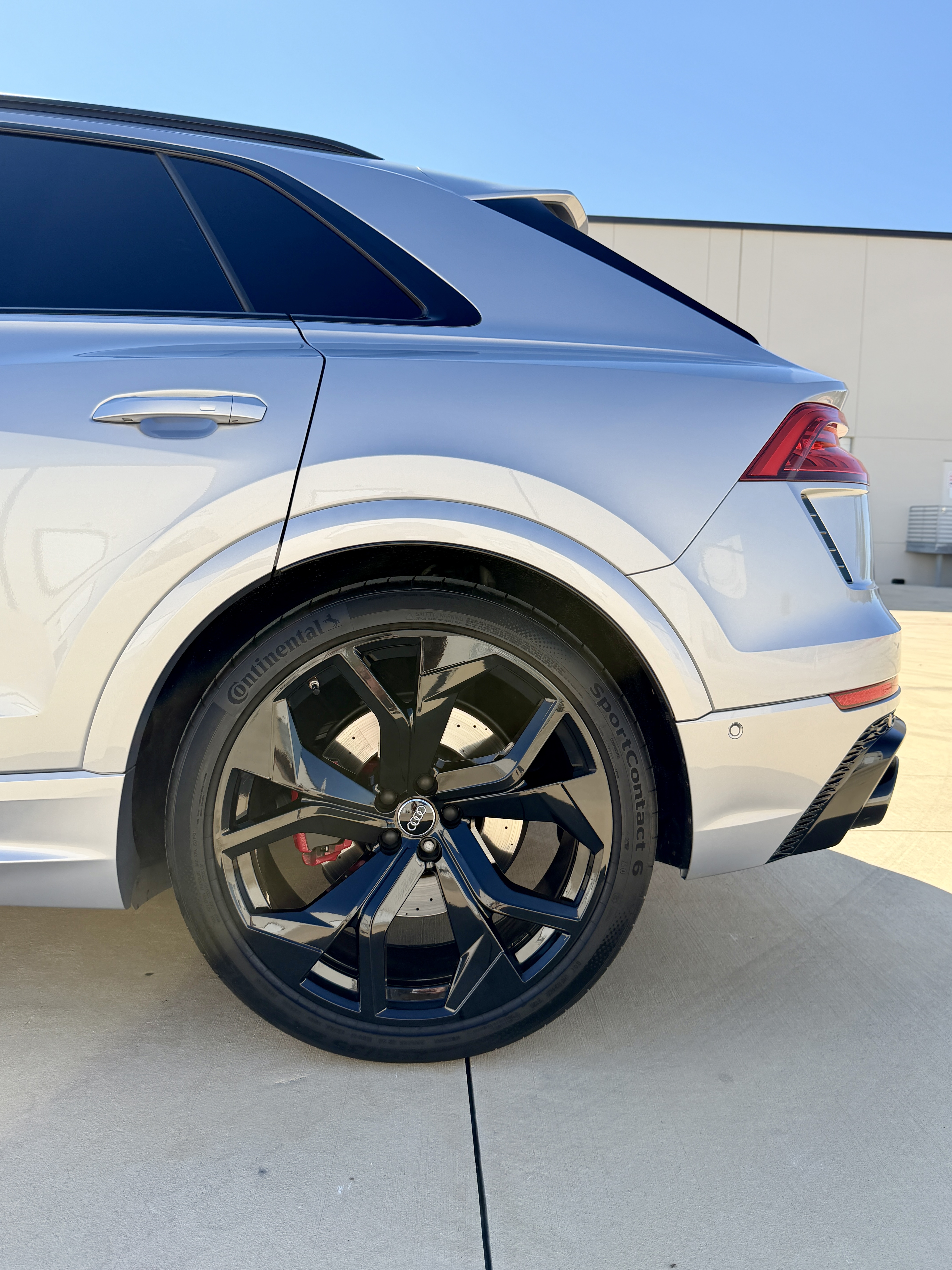 Used 2021 Audi RS Q8 w/ Black Optic Package AWD/4WD image 6