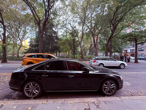 Used 2015 Audi A8 3.0T image 8