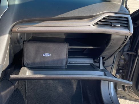 Used 2018 Ford Fusion SE image 17