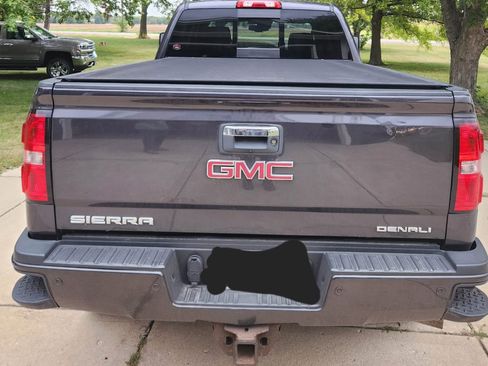 Used 2016 GMC Sierra 2500 Denali w/ Duramax Plus Package image 11
