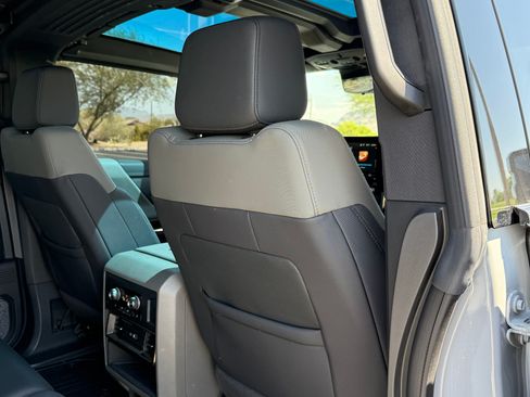 Used 2024 GMC Hummer EV 3X w/ Extreme Off-Road Package AWD/4WD image 11
