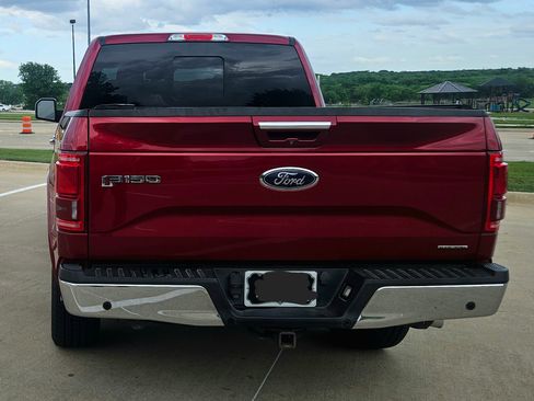 Used 2015 Ford F150 Lariat w/ Equipment Group 502A Luxury image 11