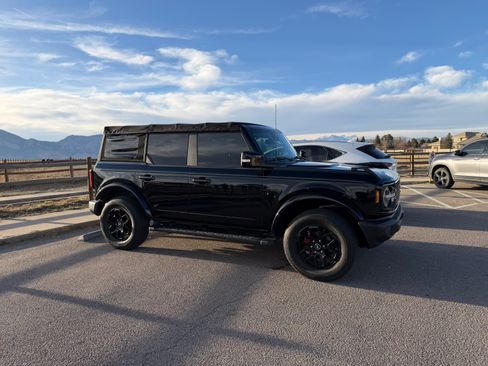 Used 2022 Ford Bronco Outer Banks image 6