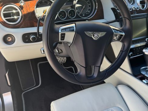 Used 2015 Bentley Continental GT image 16
