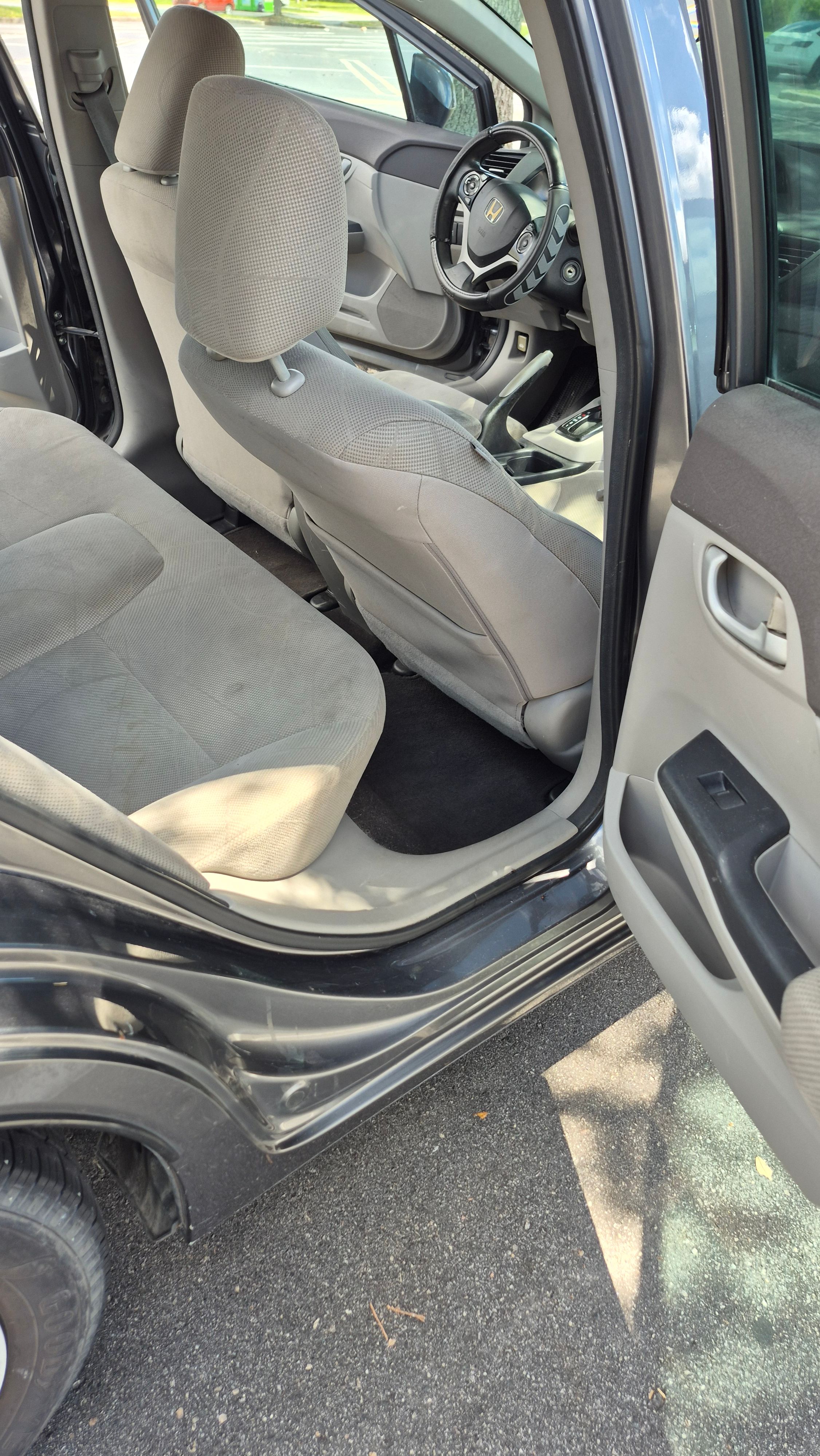 Used 2012 Honda Civic LX image 8