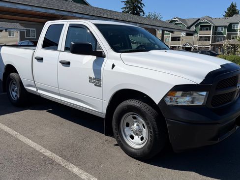 Used 2019 RAM 1500 ST AWD/4WD image 8