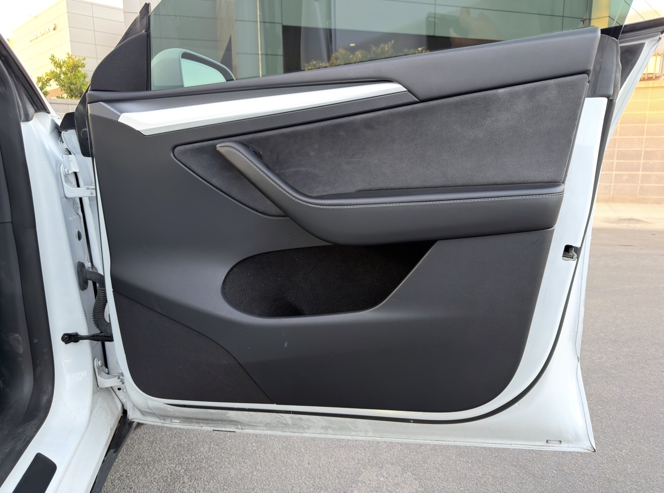 Used 2023 Tesla Model Y Performance AWD/4WD image 18