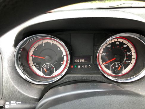 Used 2016 Dodge Grand Caravan SXT image 14