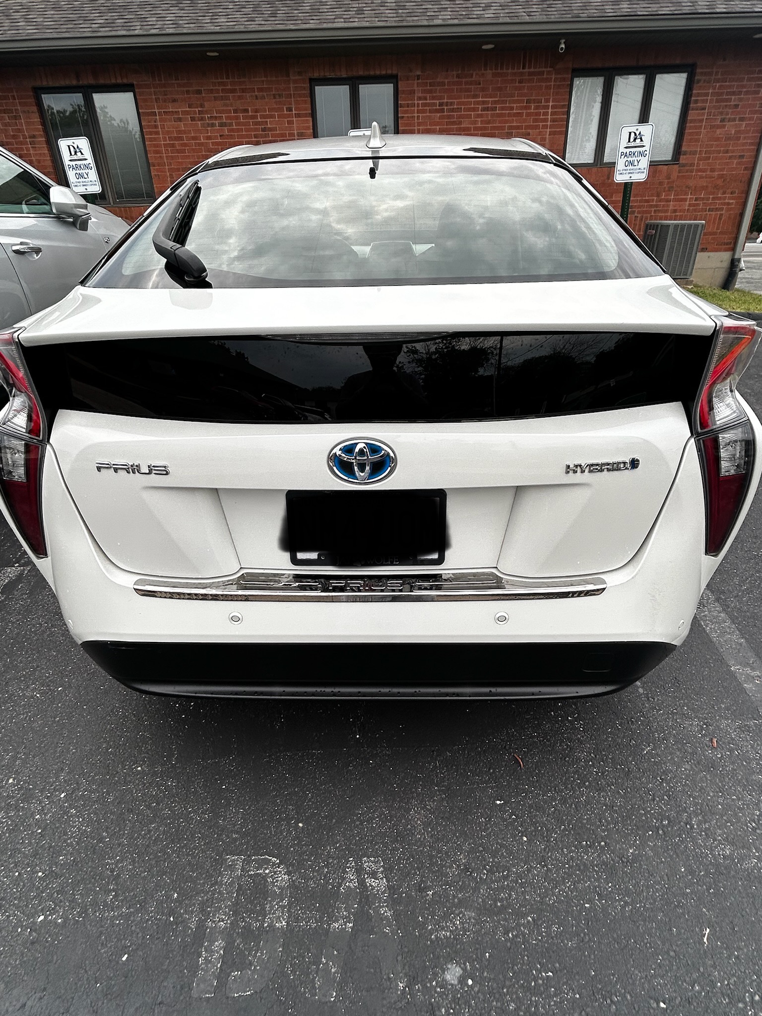 Used 2017 Toyota Prius Four w/ Advanced Technology Package FWD image 4