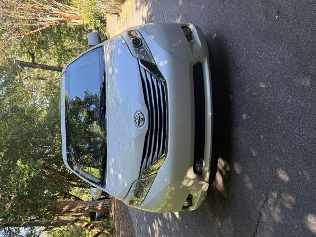 Used 2017 Toyota Sienna XLE Premium FWD image 4