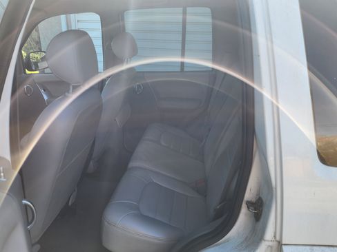 Used 2003 Jeep Liberty Limited image 14