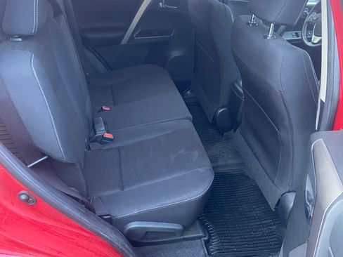 Used 2017 Toyota RAV4 XLE image 9