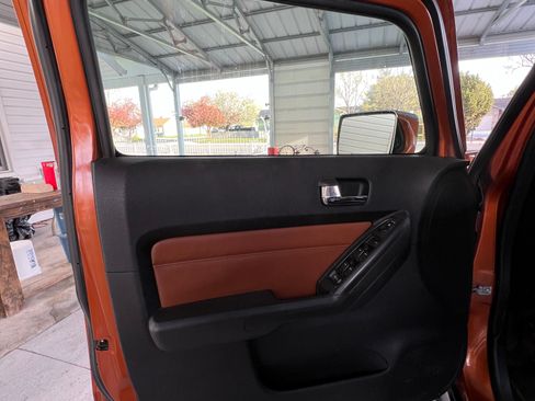 Used 2007 HUMMER H3 image 8