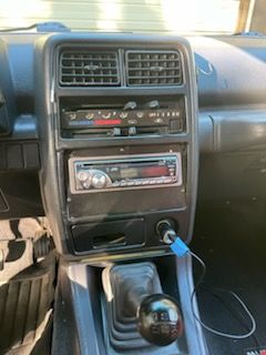 Used 1992 Geo Tracker 2WD 2-Door image 5