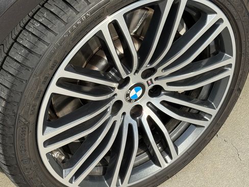 Used 2020 BMW 530i xDrive w/ M Sport Package image 14