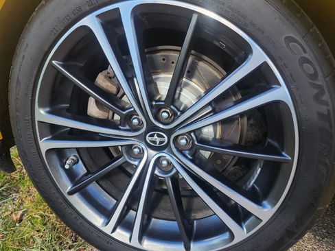 Used 2015 Scion FR-S Release Series 1.0 image 12