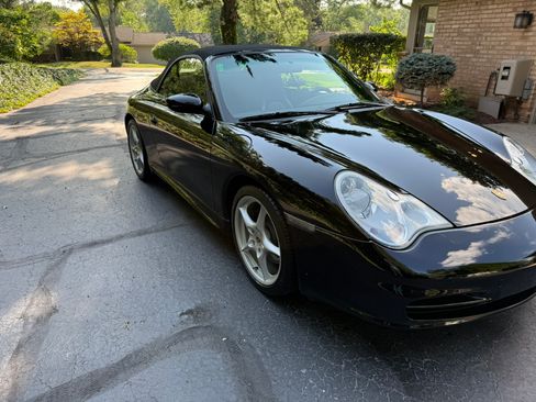 Used 2003 Porsche 911 Cabriolet image 8