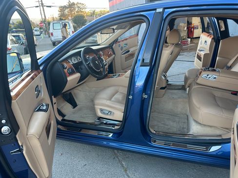 Used 2012 Rolls-Royce Ghost Sedan 4D image 6