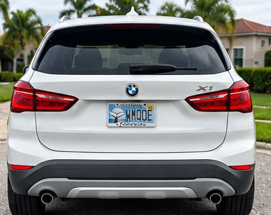 Used 2018 BMW X1 sDrive28i FWD image 2