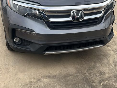 Used 2021 Honda Pilot EX image 1