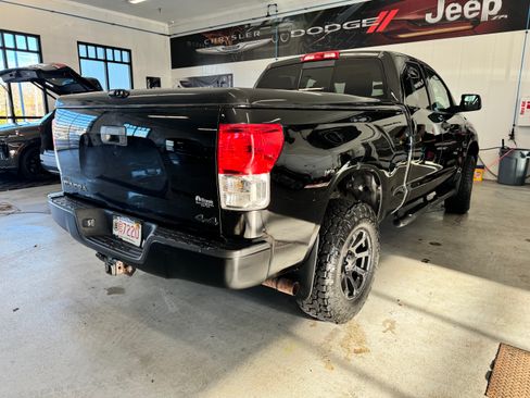 Used 2012 Toyota Tundra 4x4 Double Cab image 4
