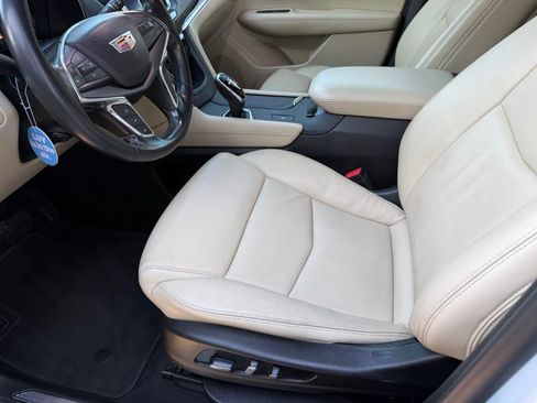 Used 2019 Cadillac XT5 Luxury image 9