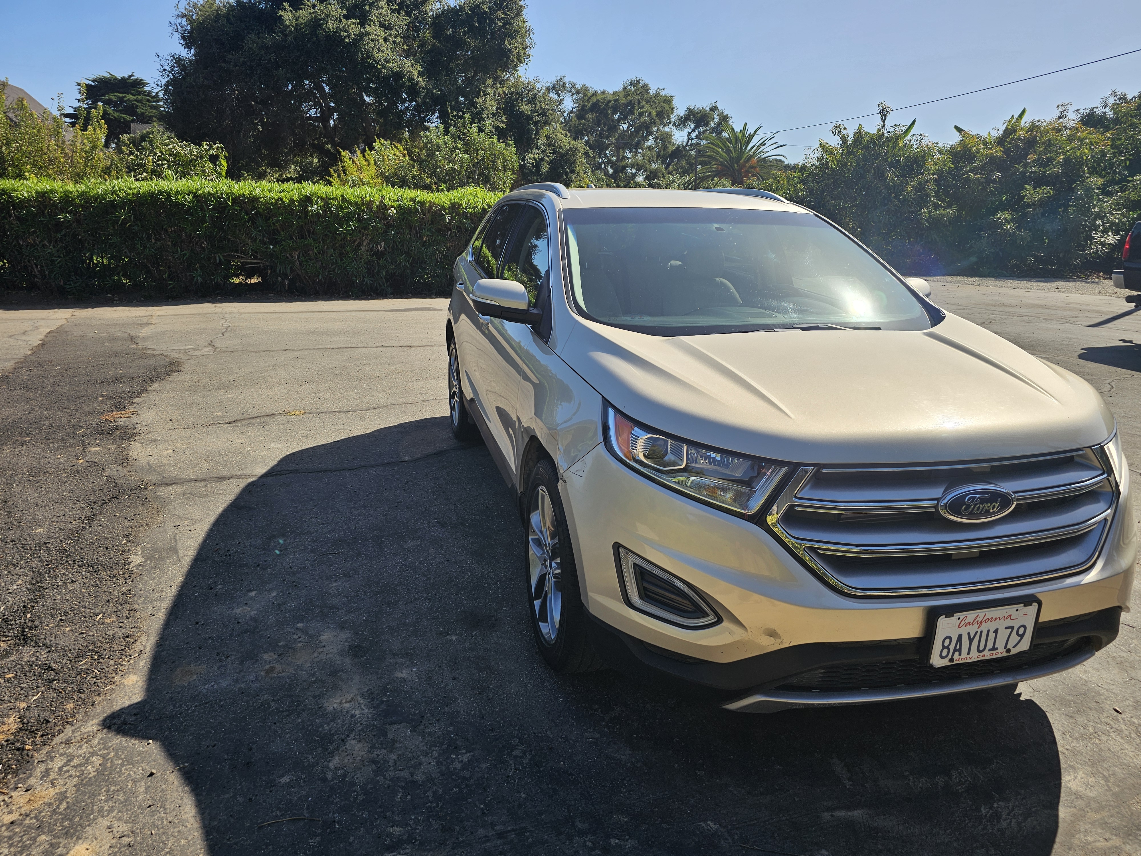 Used 2017 Ford Edge Titanium w/ Technology Package FWD image 6