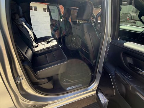 Used 2022 RAM 1500 Limited image 13