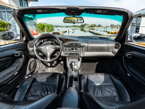 Used 2000 Porsche 911 Carrera image 15