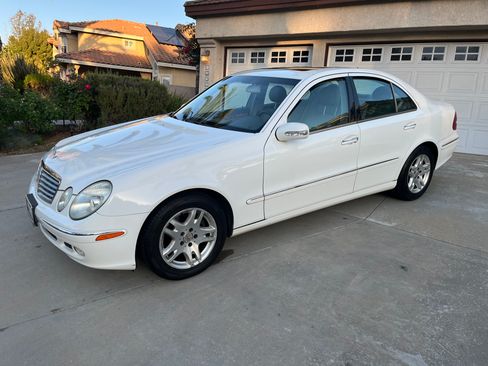 Used 2004 Mercedes-Benz E 320 Sedan image 1