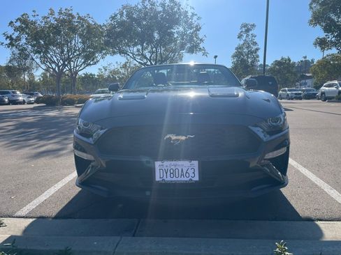 Used 2023 Ford Mustang Premium RWD image 5