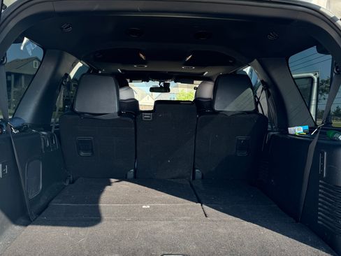 Used 2017 Ford Expedition Limited image 10