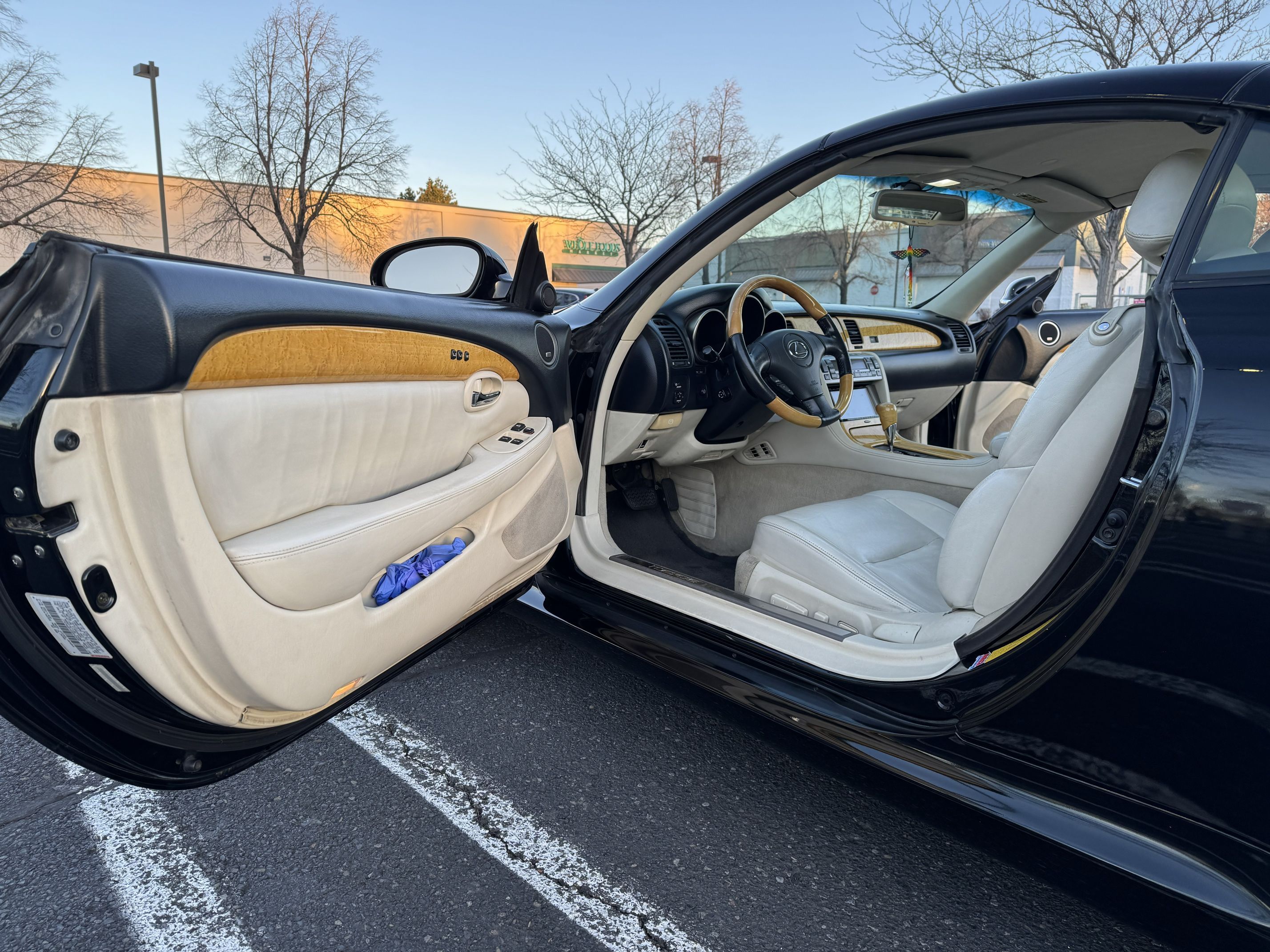 Used 2003 Lexus SC 430 Convertible RWD image 10
