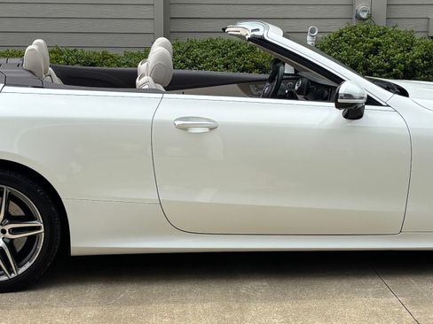 Used 2020 Mercedes-Benz E 450 4MATIC Cabriolet image 19