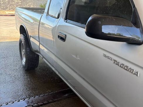 Used 2000 Toyota Tacoma PreRunner w/ Value Pkg image 5
