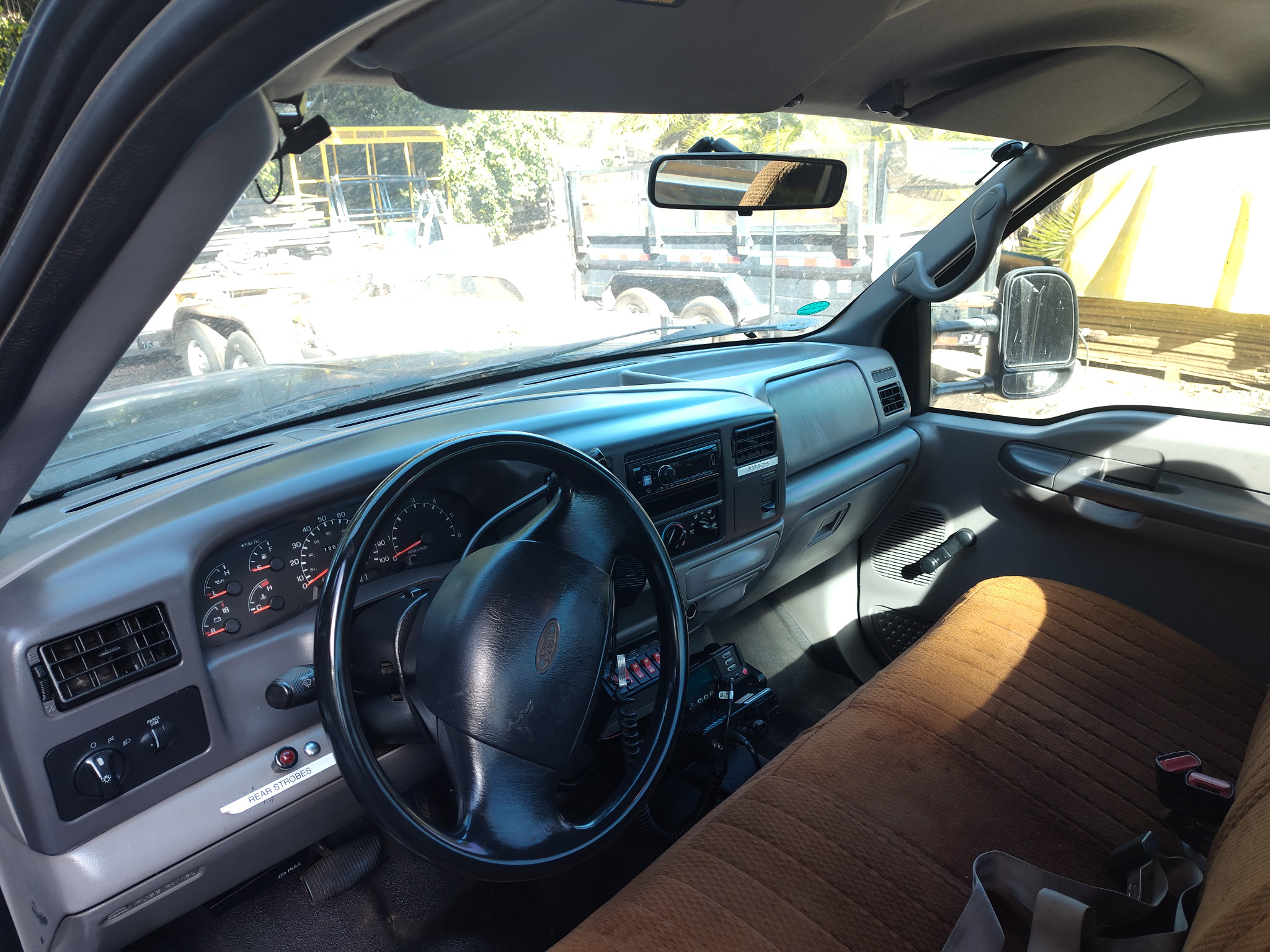 Used 2000 Ford F450 2WD Regular Cab Super Duty image 13