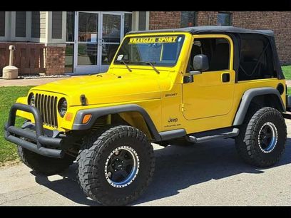 Used 2004 Jeep Wrangler 4WD w/ Dual Top Group