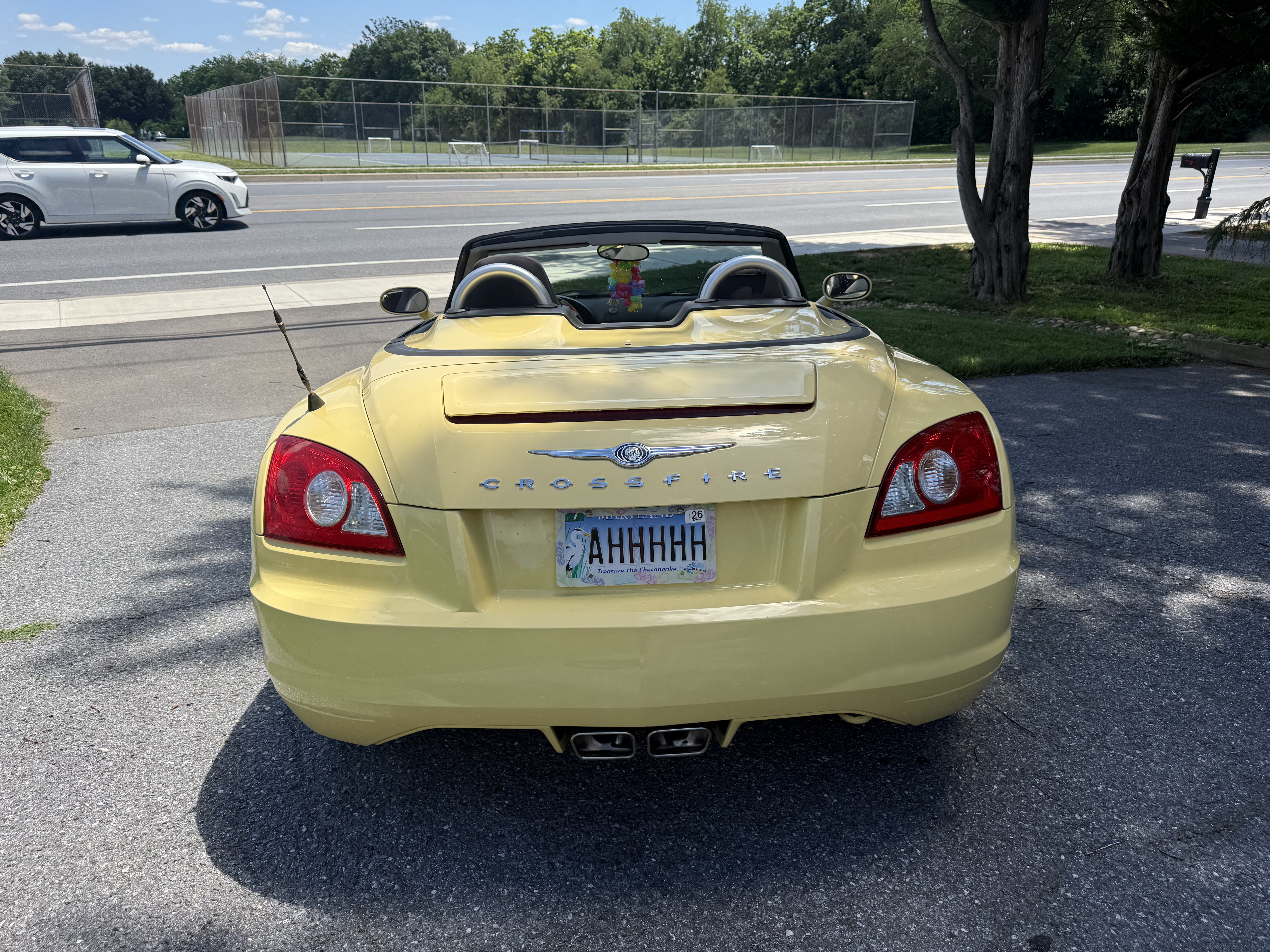 Used 2005 Chrysler Crossfire Limited RWD image 6
