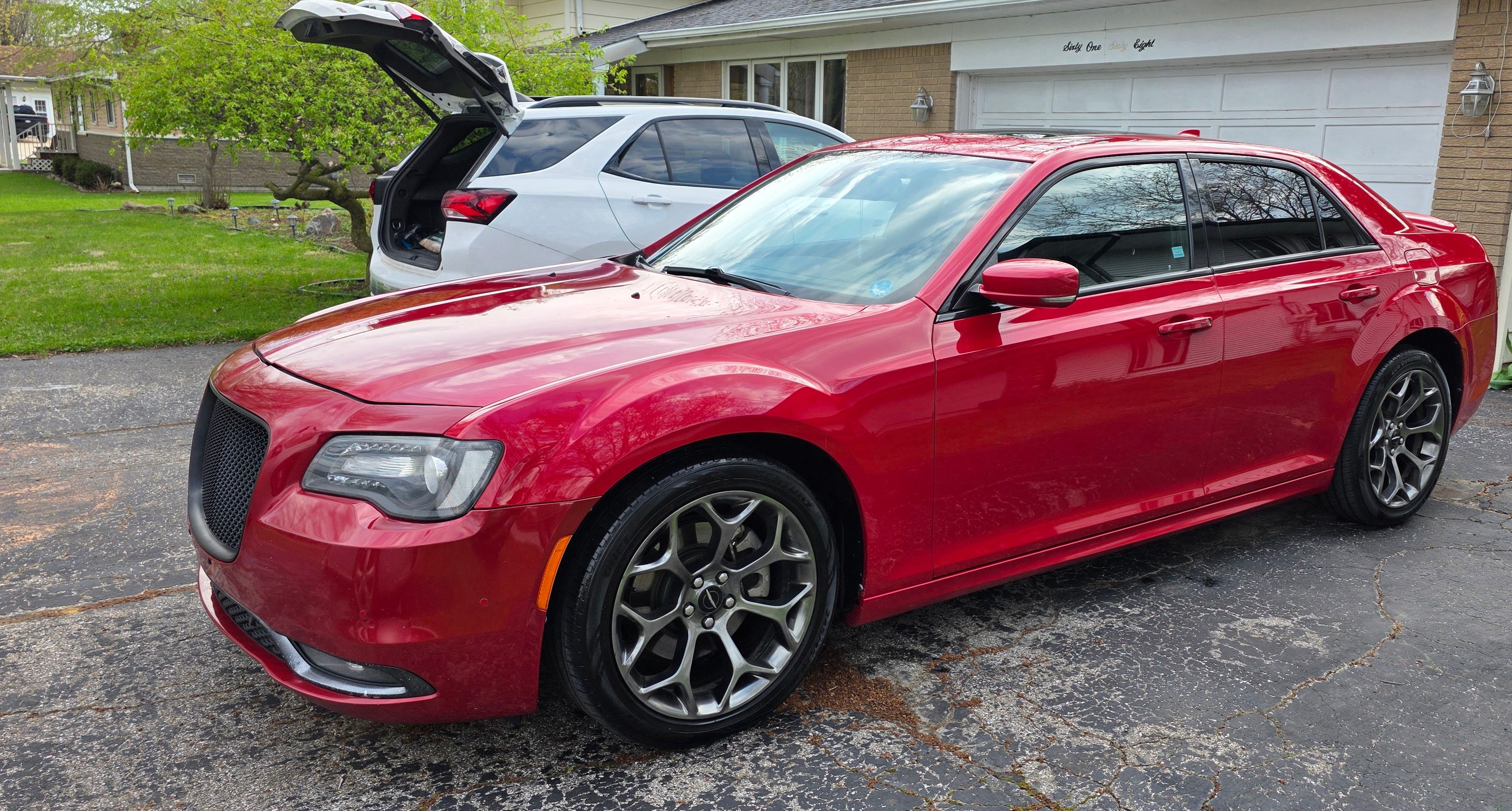 Used 2015 Chrysler 300 S w/ 300S Premium Group RWD image 2