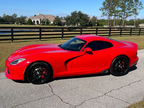 Used 2013 SRT Viper GTS w/ GTS Laguna Interior Pkg image 1