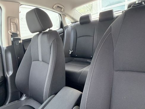 Used 2019 Honda Civic LX image 6