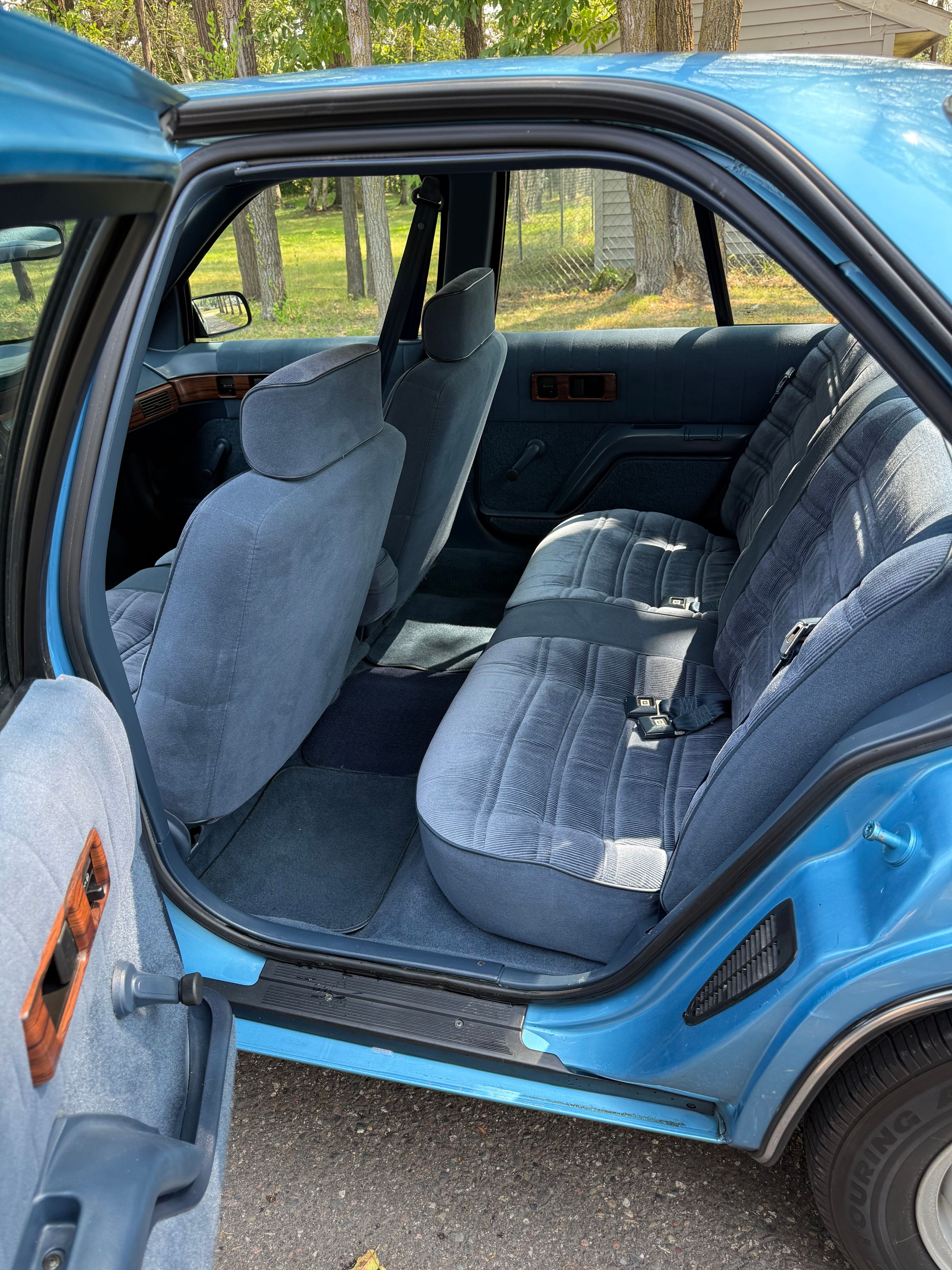 Used 1992 Chevrolet Lumina Sedan FWD image 12
